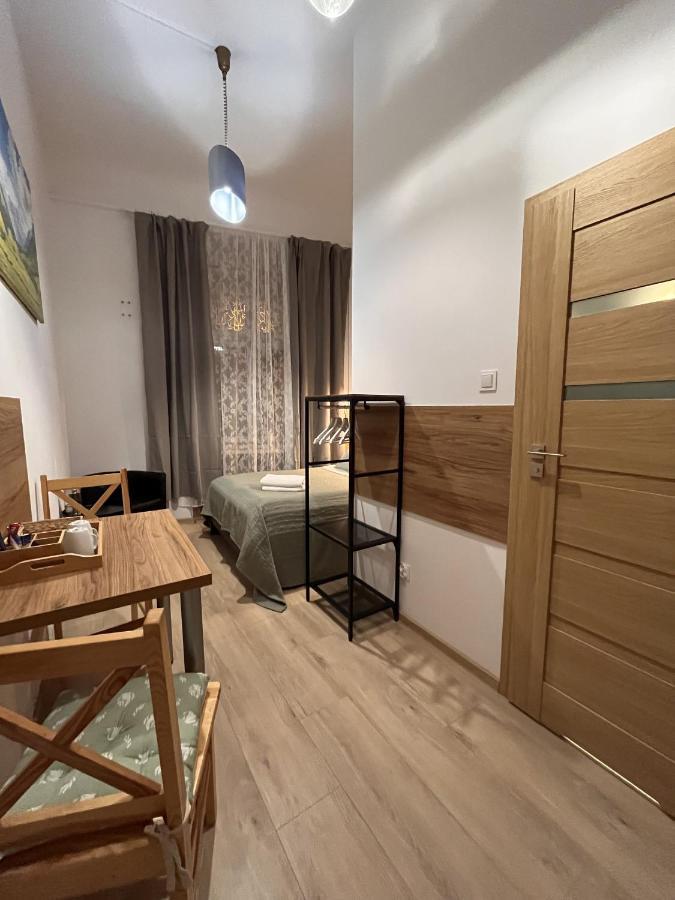 Hotel apartamentowy Amber Guest